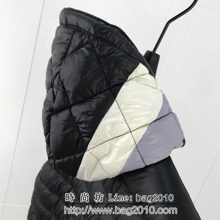 MONCLER蒙口 LONGUE SAISON系列 帽領紅白藍撞色 CEZE藏藍色 新季連帽羽絨服 ydi2091